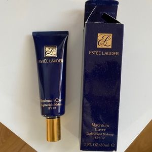 Estée Lauder Max coverage lightweight: Medium 06